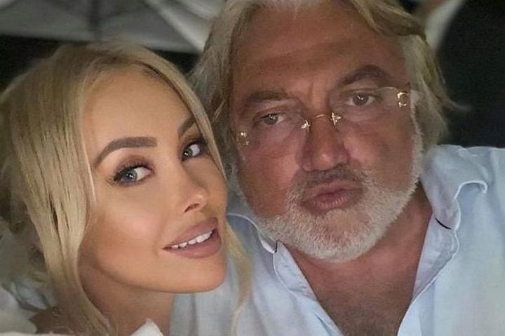 Julia Dybowska życiorys