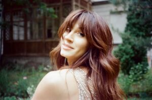 Sylwia Grzeszczak – poznaj jej biografię, wiek, wzrost oraz życie rodzinne z mężem i dziećmi